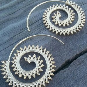Spiro earrings